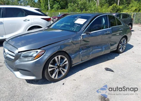 2018 Mercedes-Benz C 300 from USA, damaged, VIN 55SWF4JB1JU263454